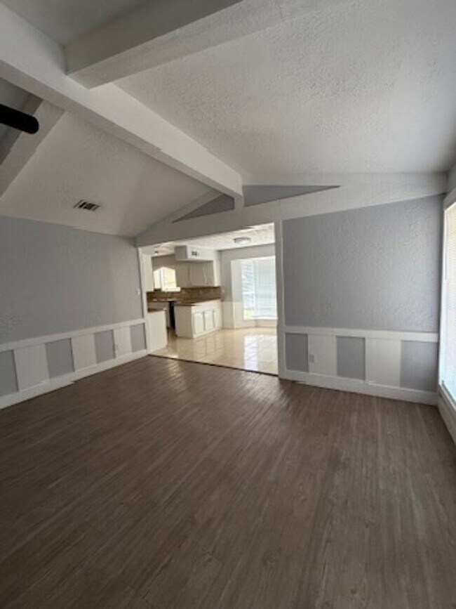 Photo - Really spacious 4bed/2bath single family home