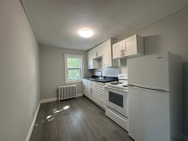 Photo - 6-85 Peter Street Port Hope Ontario L1A 1C2