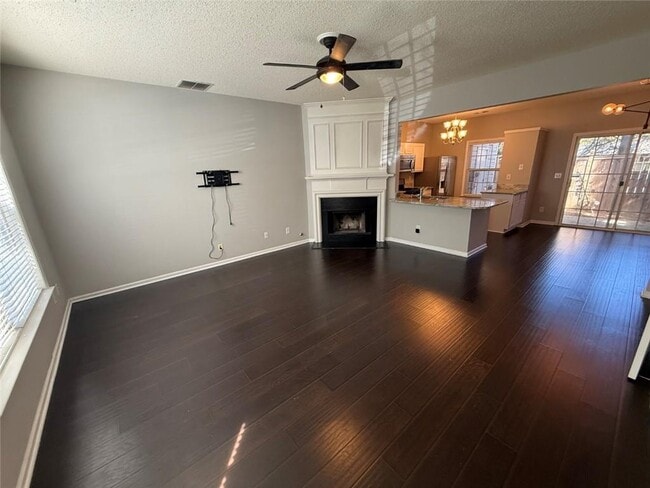 Photo - 4645 Valais Ct