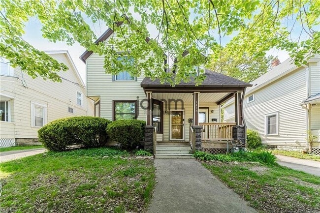 Building Photo - 1478 Winchester Ave Unit Lower