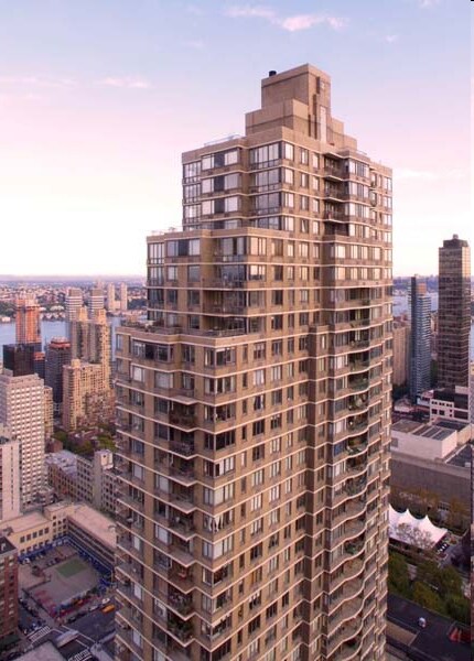 South Park Tower - South Park Tower Apartments