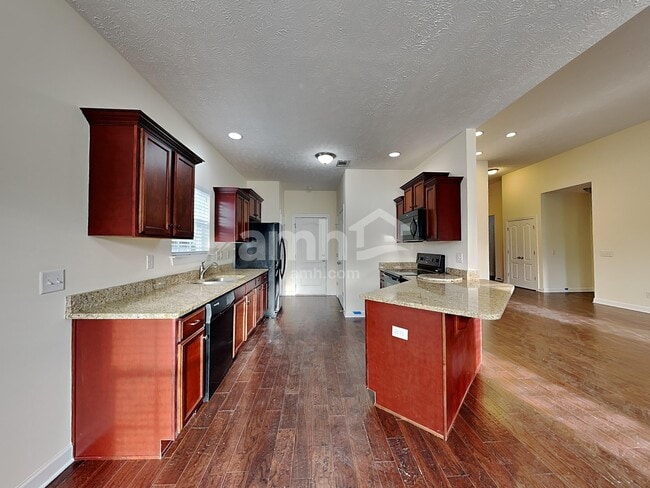 Photo - 7275 Santeelah Way