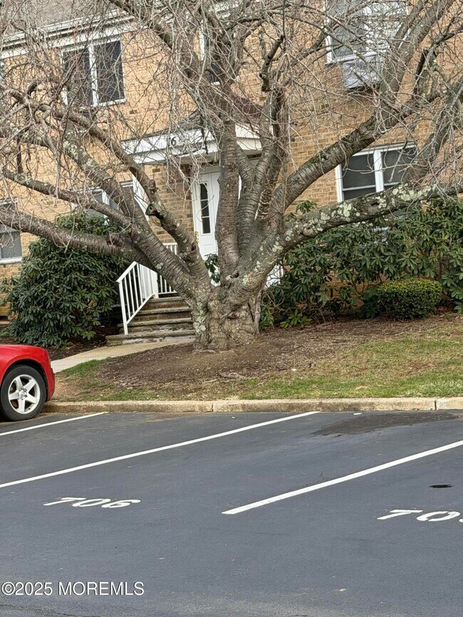 Photo - 76 Manchester Ct Unidad B