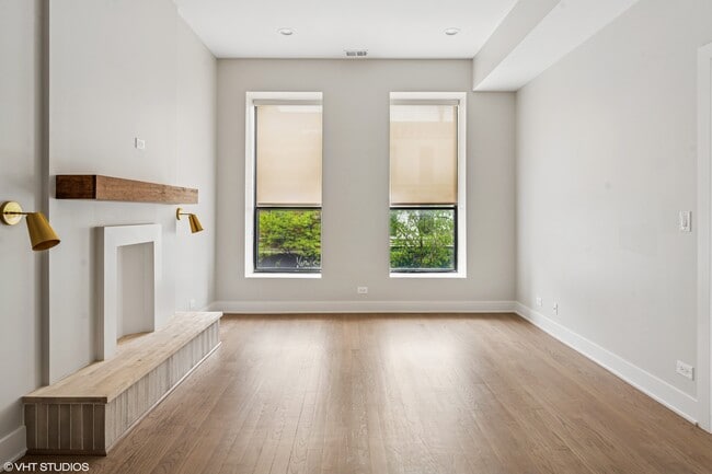 Photo - 2119 N Clark St Unit 2F