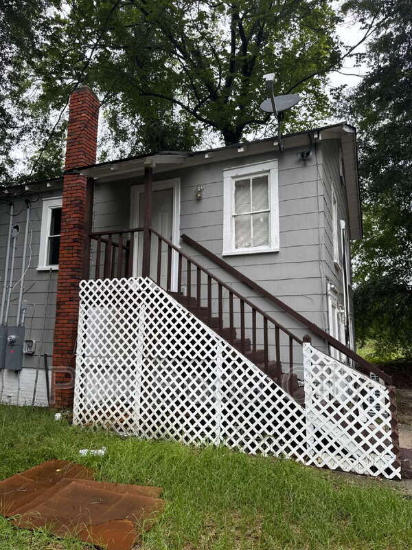 Photo - 211 E Brooks St Unit E