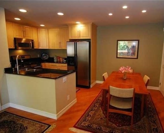 Dining area - 6067 Terrace Ln Unit 42