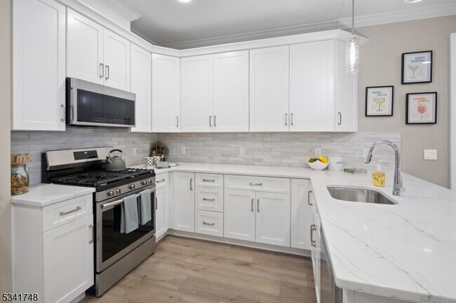 Photo - 50 Mt Bethel Rd Unit 207