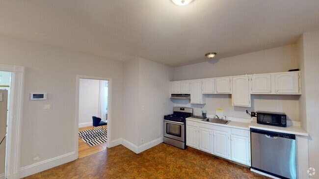 Building Photo - 692 Columbia Rd Rental