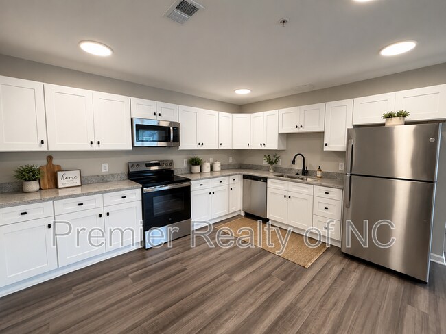 Photo - 7085 Hanesbrook Cir Unidad 103