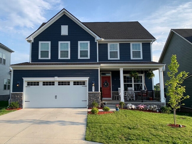 Building Photo - 657 Castle Rd