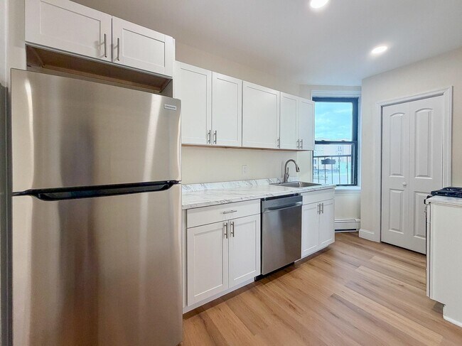 Photo - 327 8th St Unit 7