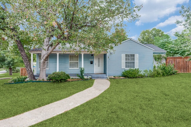 Photo - 7349 Brazos Ave House