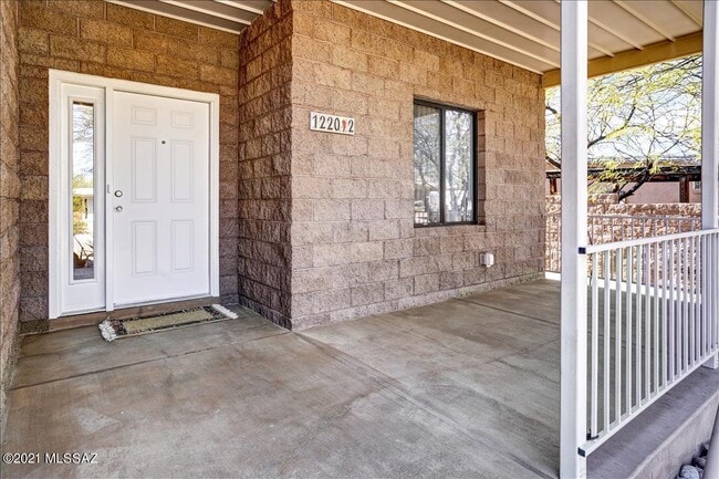 Photo - 1220 E Water St