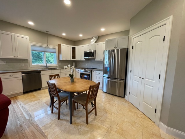 Kitchen & living/dinning room - 70 Bardwell St (Belchertown, MA)