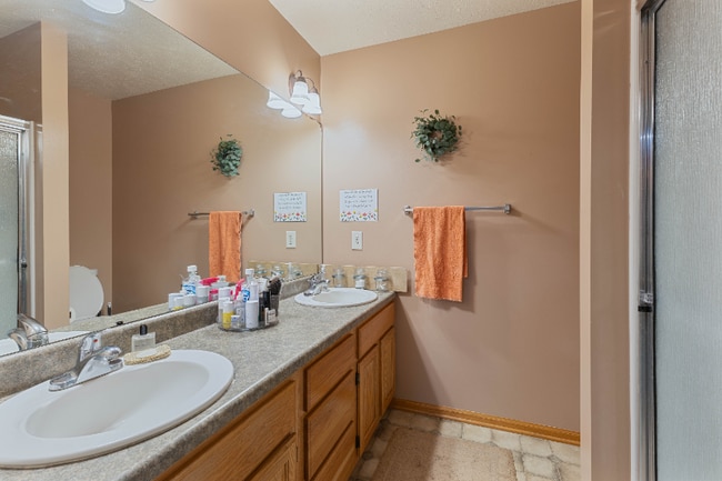 Photo - 15321 Amy Plaza