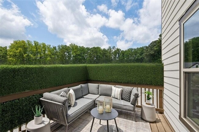 Photo - 2090 Emmet Pk Ln