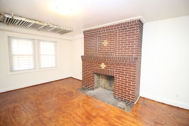 Photo - 1224 St Paul St