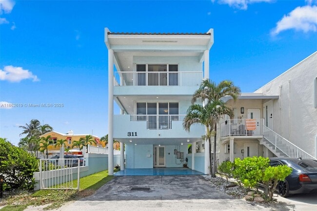 Building Photo - 311 N Surf Rd Rental