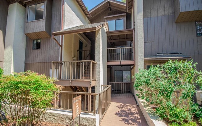 Photo - 231 Canal Park Dr