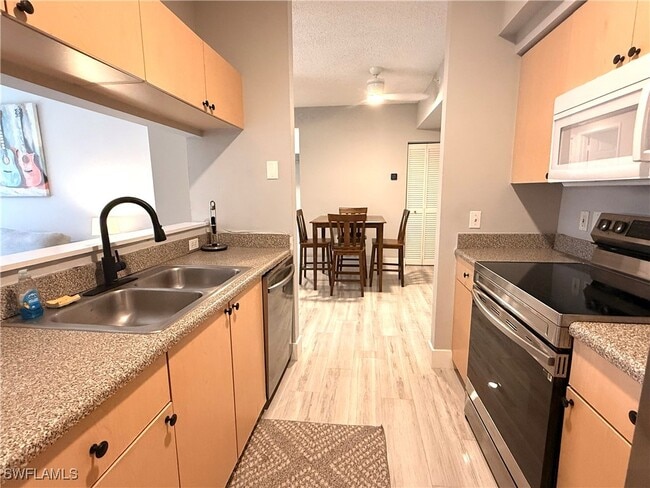 Photo - 1235 Reserve Way Unit 206