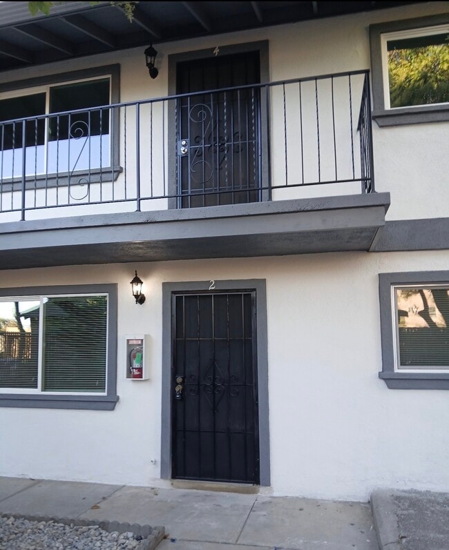 Photo - 814 2nd St Unit 2