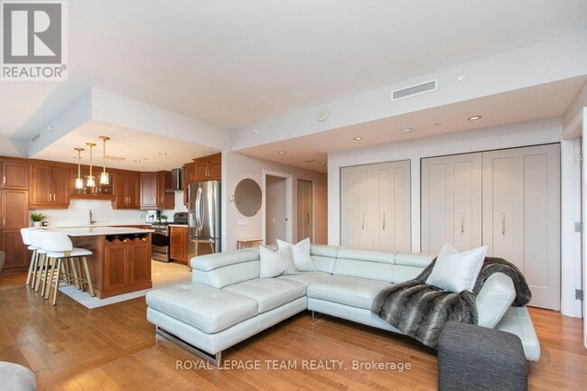 Photo - 90 George St Unit 1108