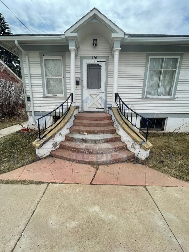 Photo - Basement Studio Apartment