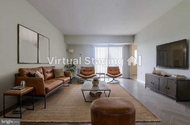 Photo - 801 Henri Ct