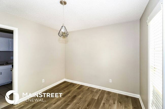 Photo - 6631 Elmore Rd