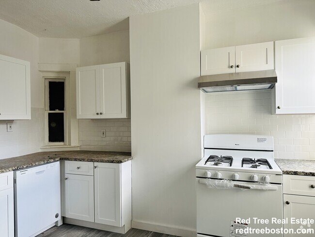 Building Photo - 38 Jefferson St Unit 1 Rental