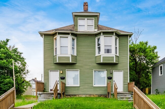 Photo - 368-370-370 N Garfield Ave