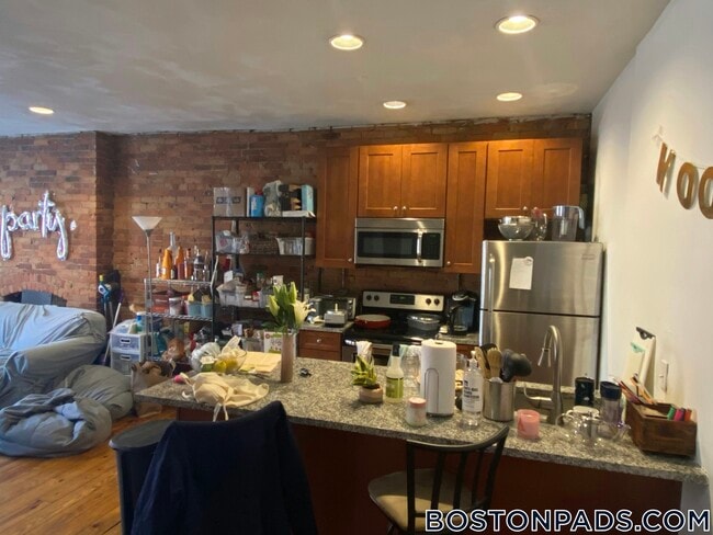 Photo - 610 Columbus Ave Unit 3