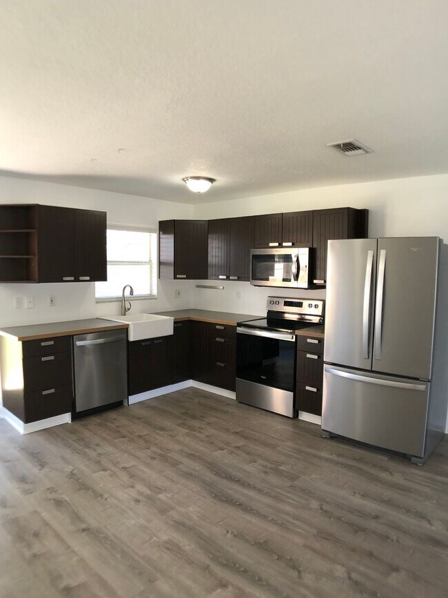 Photo - Countryside Cutie