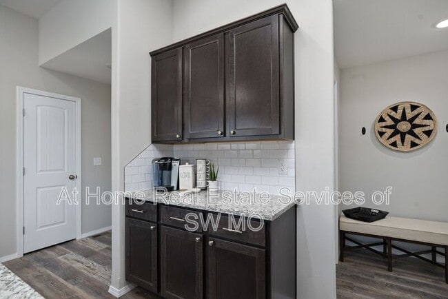 Photo - 3920 W Linwood St