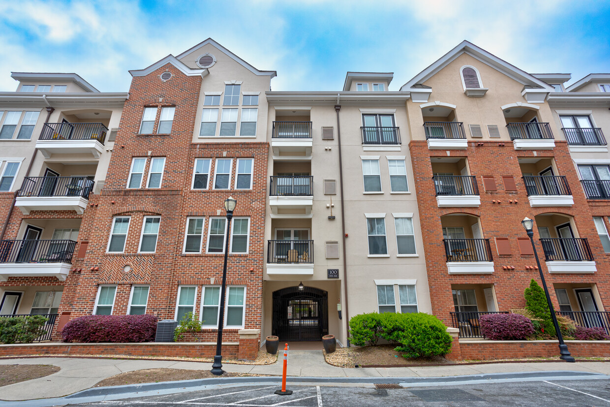 Madison Square at Dunwoody - 1850 Cotillion Dr (Atlanta, GA)