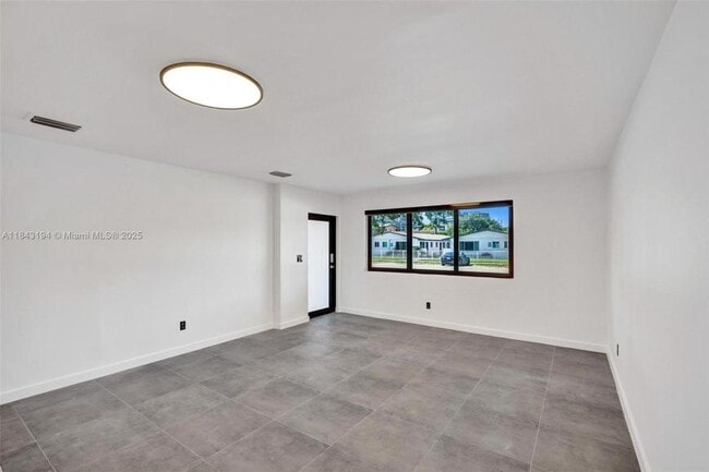 Photo - 3 bedroom in North Miami Beach FL 33160