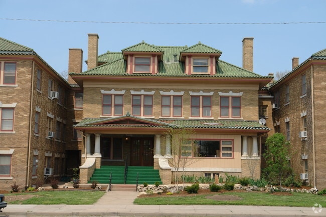 Bellaire Apartments - Bellaire Apartments