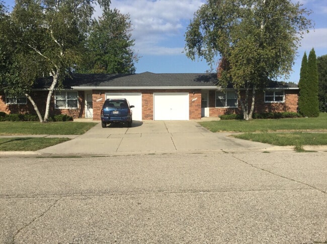 Building Photo - 2315 N Concord Dr Unit Kim