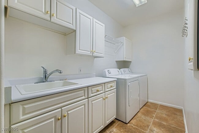 Photo - 2050 W Warm Springs Rd Unit 4521