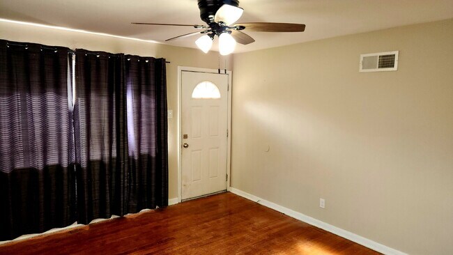 Photo - Delightful 3-Bedroom, 2-Bath Haven in St. ...