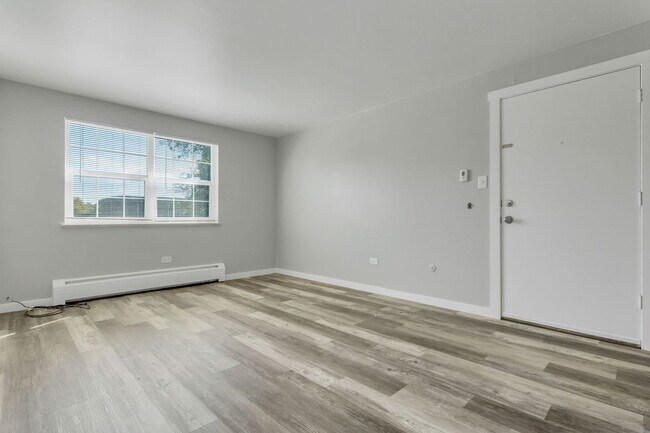 Photo - 2 Bed, 1 Bath Condo in the Goldsmith Neighborhood! Unidad #D