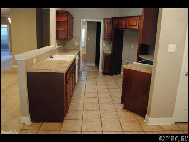 Photo - 3211 Moonlighting Pl