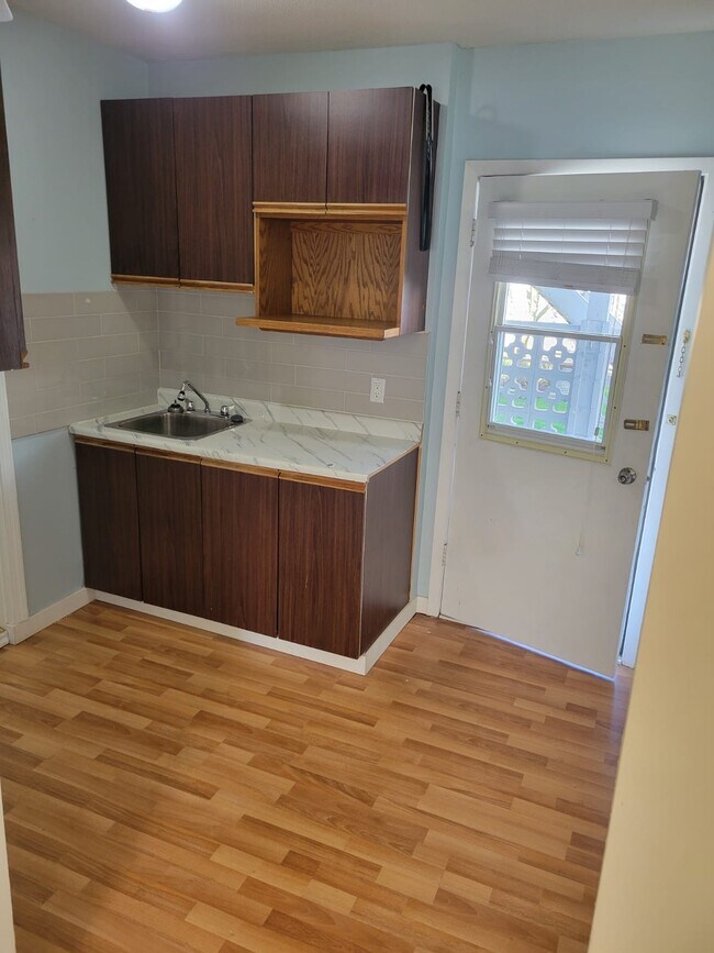 Photo - 8481 113B St