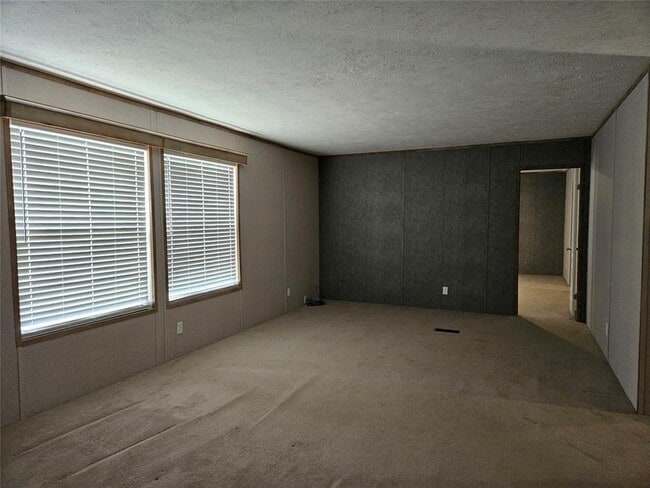 Photo - 218 Waco St