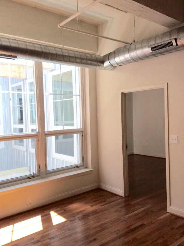 Photo - 311 W Baltimore St