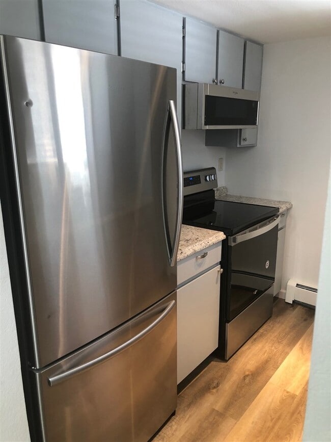 Photo - 1140 Walnut Ave Unit #21