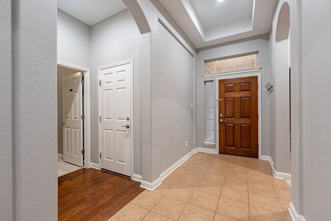 Photo - 10120 Big Thicket Dr