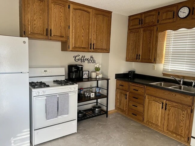 5250 NW Torgerson Dr
