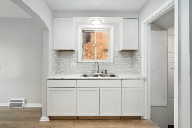 Photo - 11716 Coyle St