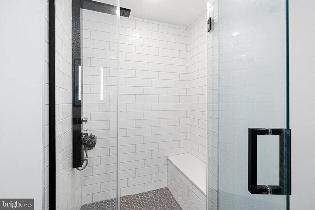 Photo - 1501 N 31st St Unidad 215A